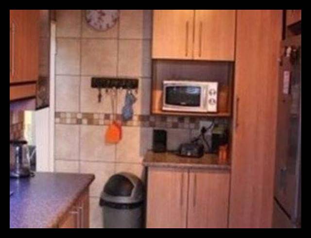 3 BEDROOM TOWNHOUSE FOR SALE IN BIRCHLEIGH